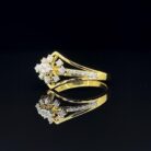 Queen's Gaze Diamond Ring