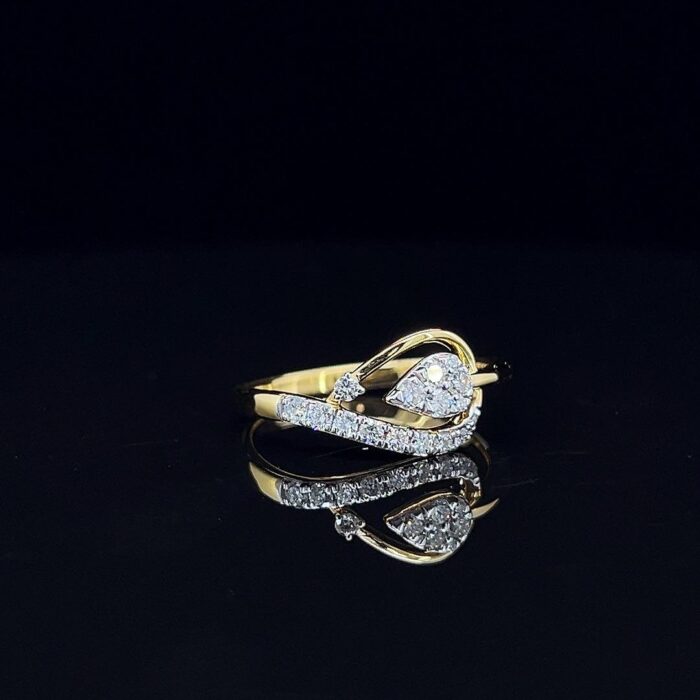 Veloura Diamond Ring - 4 Veloura Diamond Ring
